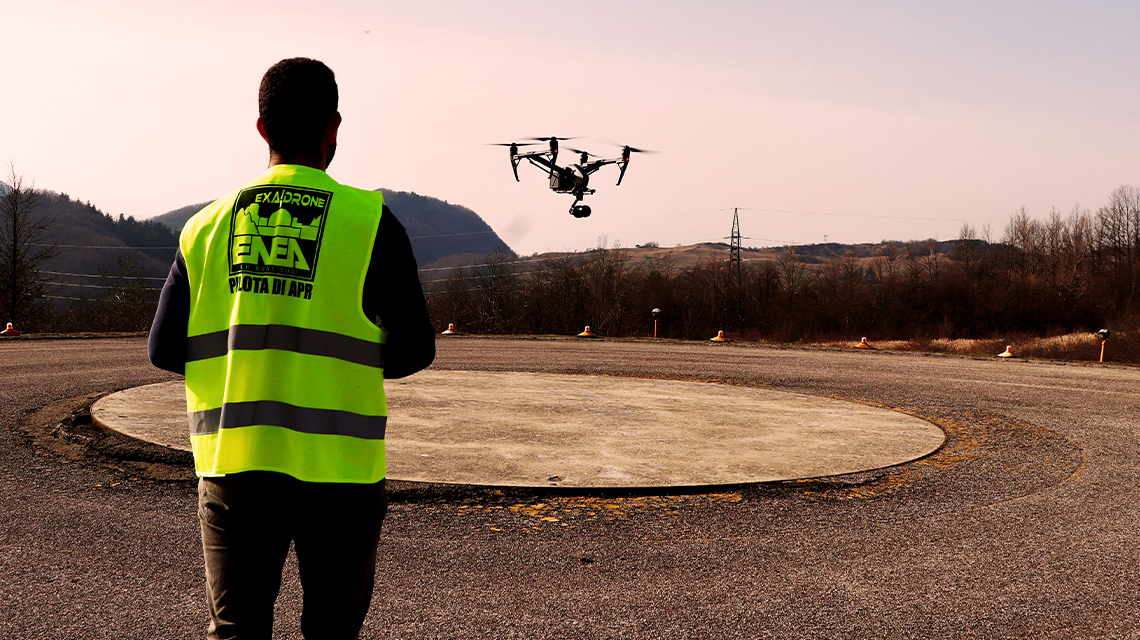 drone in volo presso il Centro ENEA del Brasimone